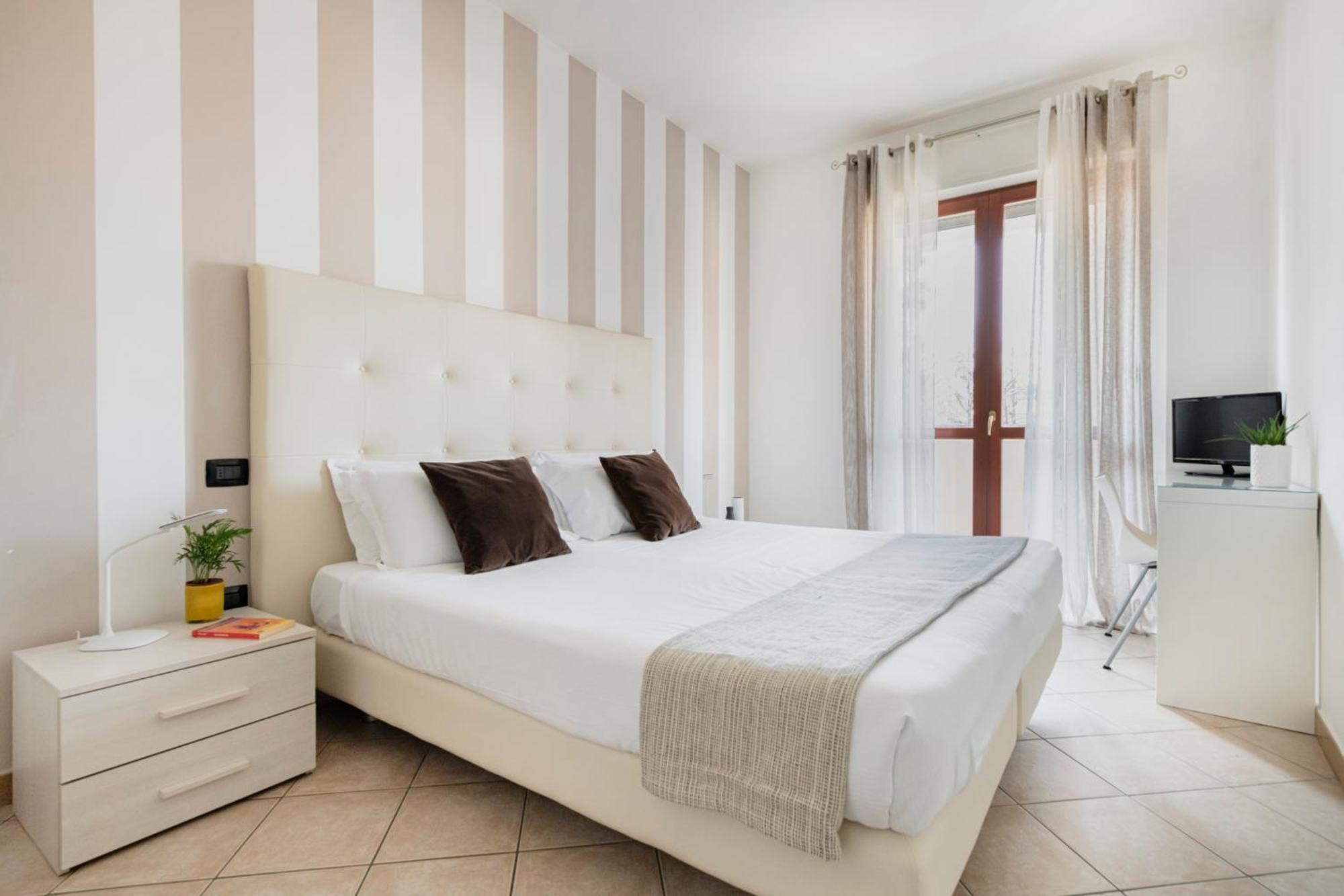 Hq Aparthotel Milano Inn - Smart Suites Cinisello Balsamo Exterior photo