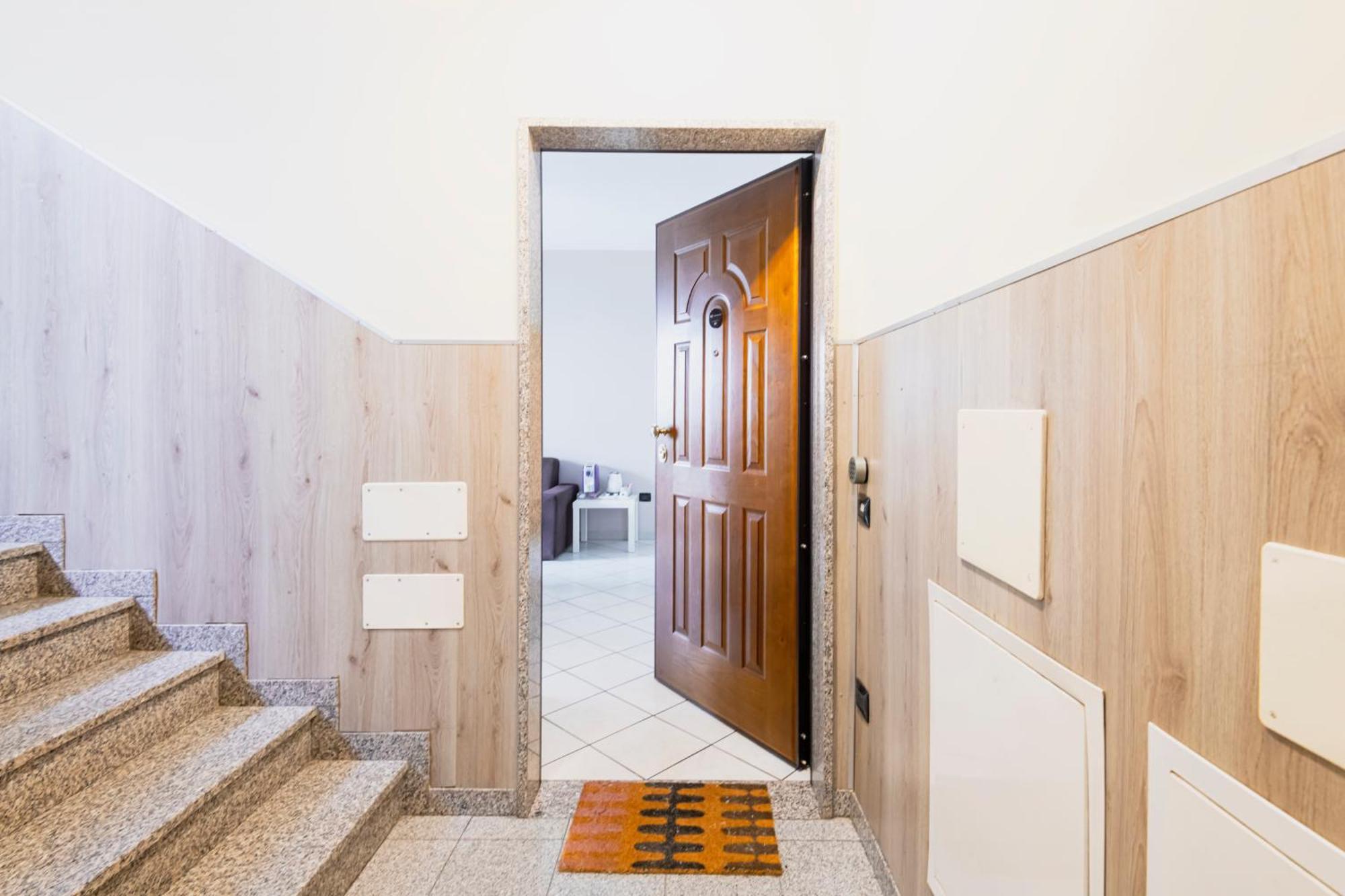 Hq Aparthotel Milano Inn - Smart Suites Cinisello Balsamo Exterior photo