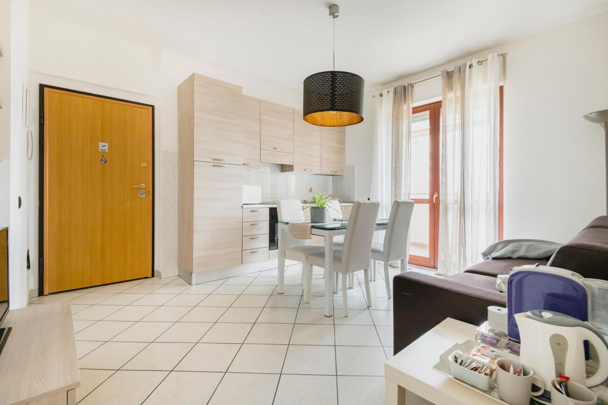 Hq Aparthotel Milano Inn - Smart Suites Cinisello Balsamo Exterior photo