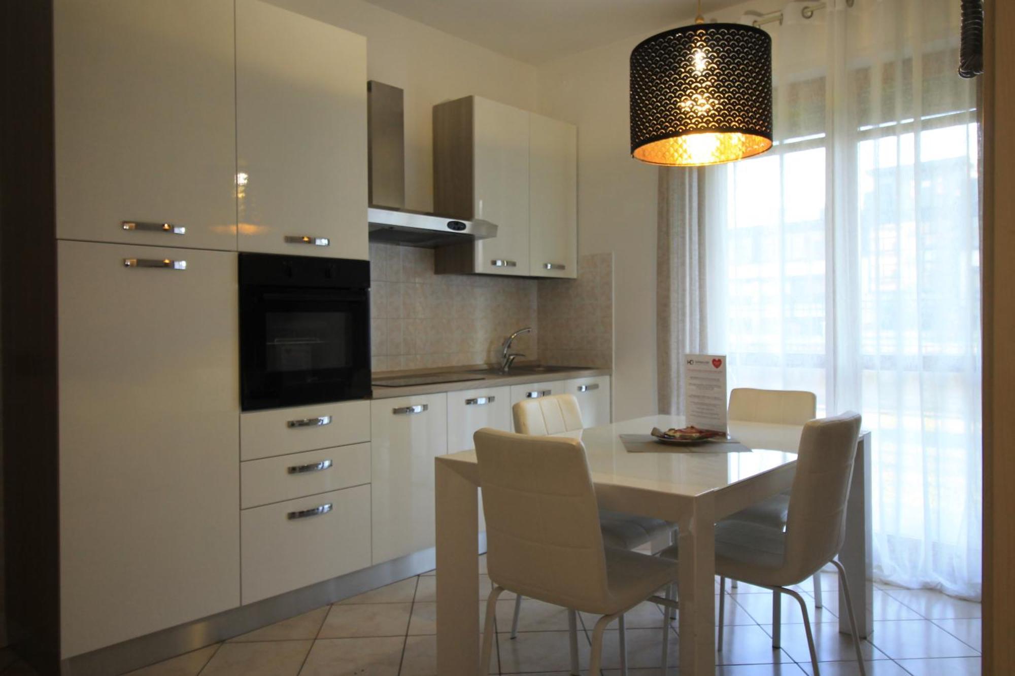 Hq Aparthotel Milano Inn - Smart Suites Cinisello Balsamo Exterior photo