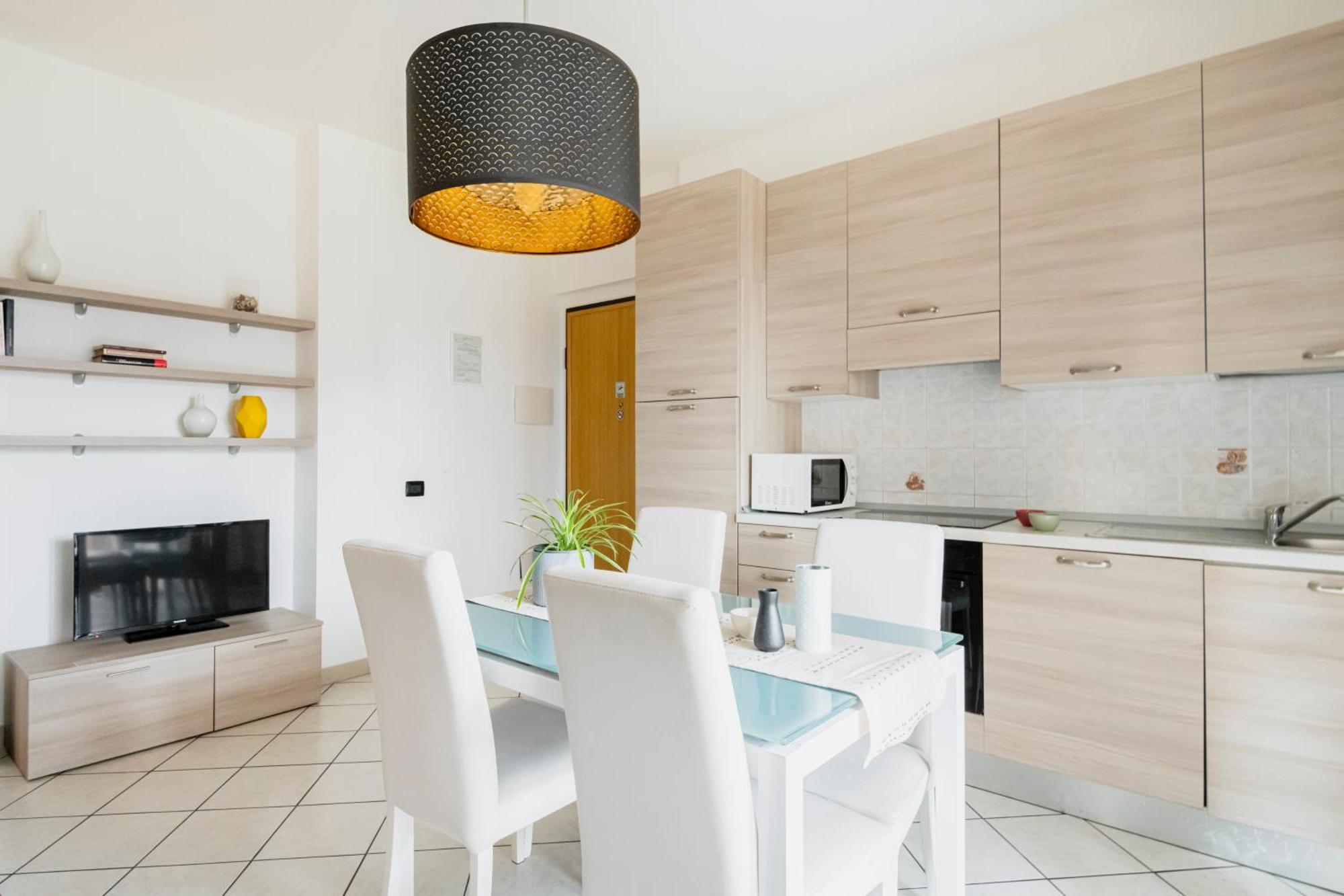 Hq Aparthotel Milano Inn - Smart Suites Cinisello Balsamo Exterior photo