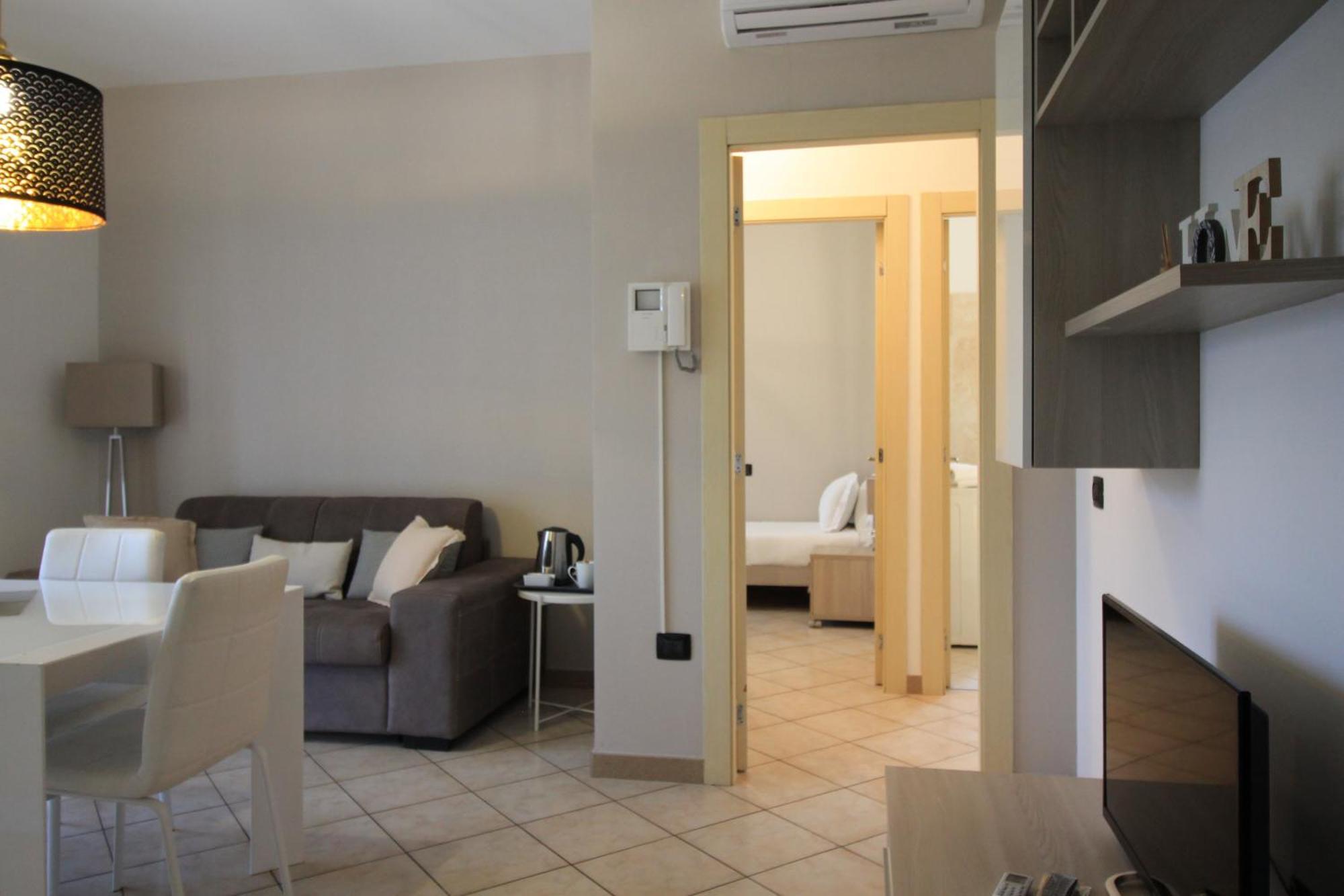 Hq Aparthotel Milano Inn - Smart Suites Cinisello Balsamo Exterior photo