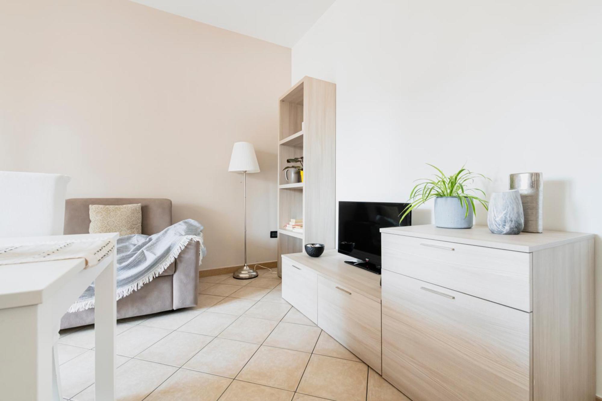 Hq Aparthotel Milano Inn - Smart Suites Cinisello Balsamo Exterior photo
