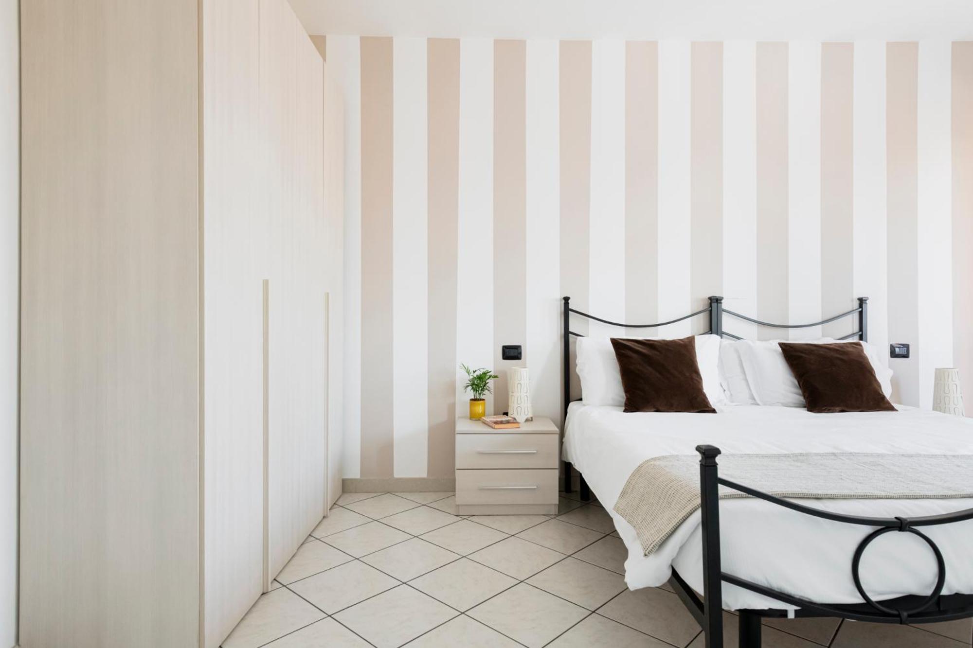 Hq Aparthotel Milano Inn - Smart Suites Cinisello Balsamo Exterior photo