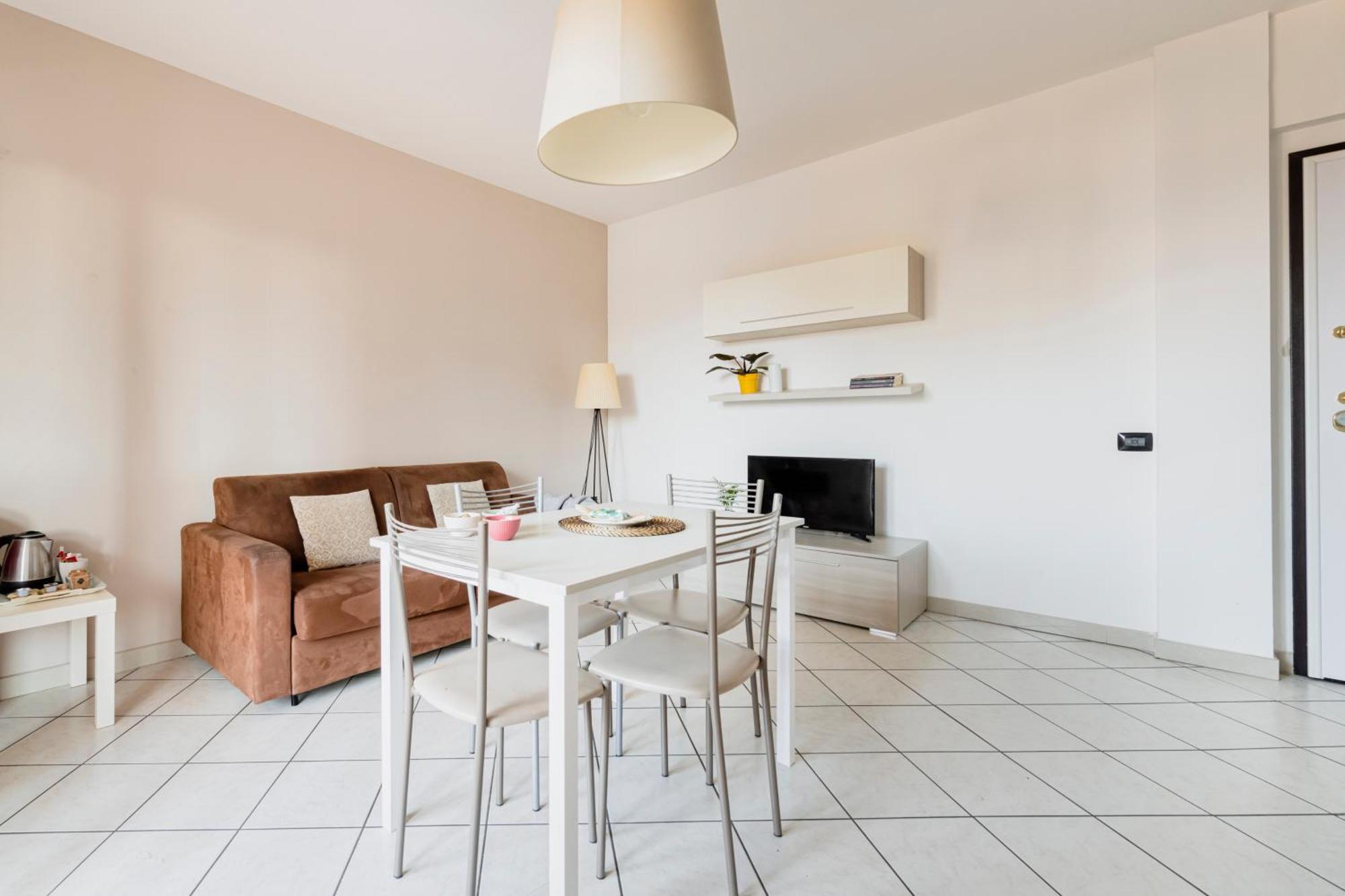 Hq Aparthotel Milano Inn - Smart Suites Cinisello Balsamo Exterior photo