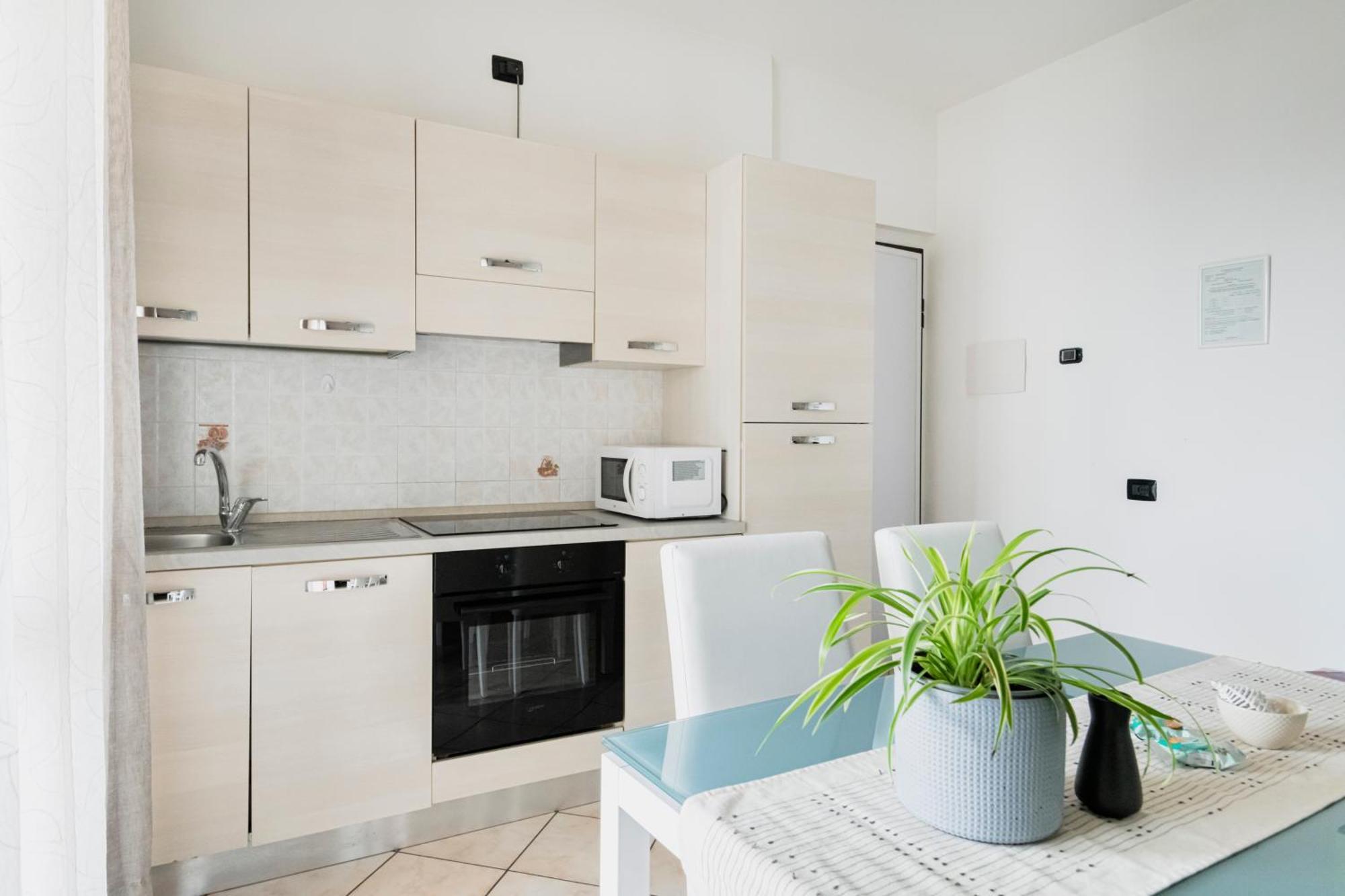 Hq Aparthotel Milano Inn - Smart Suites Cinisello Balsamo Exterior photo