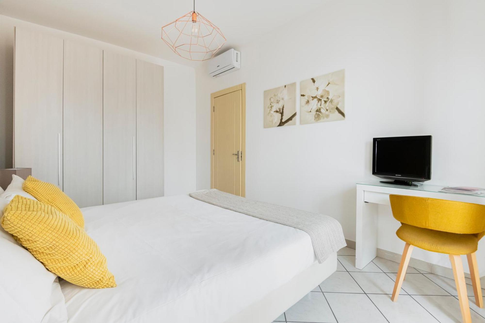 Hq Aparthotel Milano Inn - Smart Suites Cinisello Balsamo Exterior photo